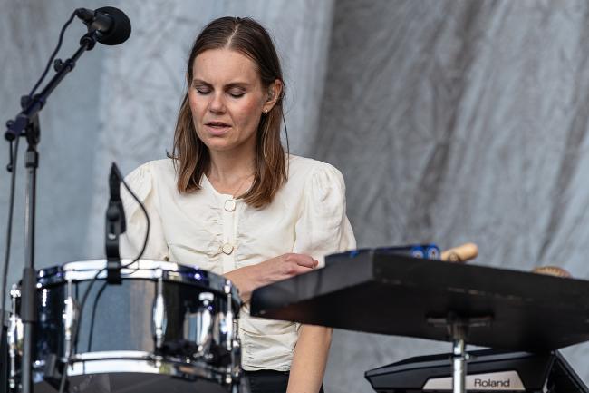 Susanne Sundfør / Billie Van på Pstereo 2024. Foto: Esben Kamstrup.